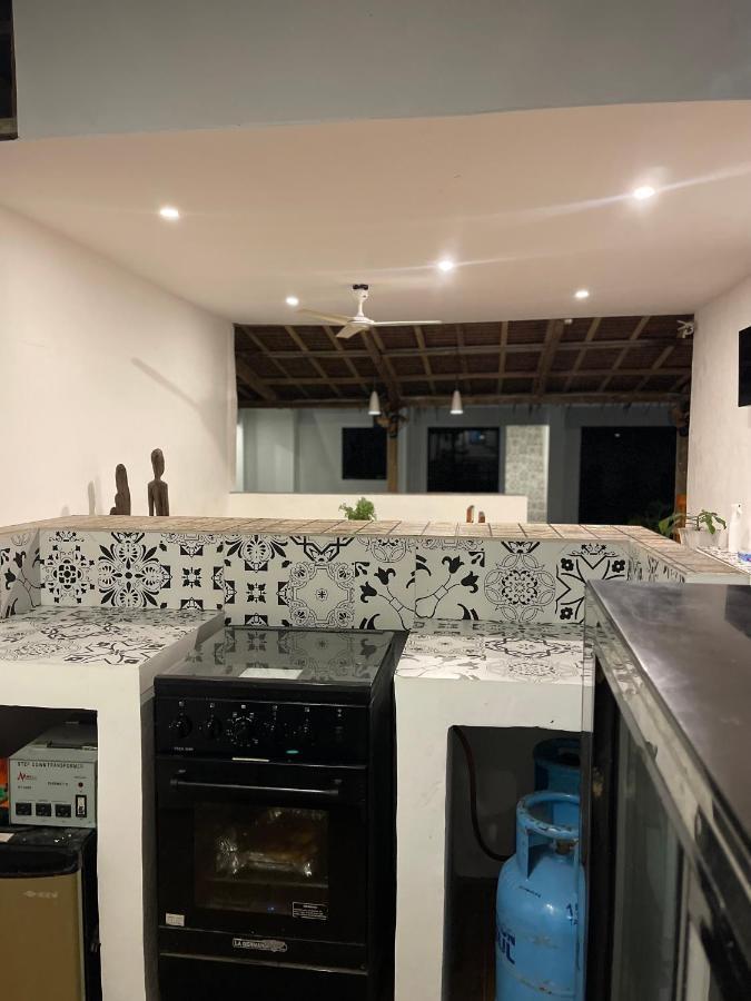 פורטו פרינססה Kasamigos Guesthouse With Fast Internet מראה חיצוני תמונה