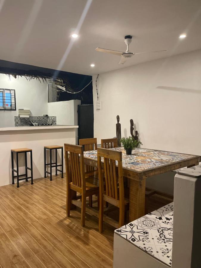 פורטו פרינססה Kasamigos Guesthouse With Fast Internet מראה חיצוני תמונה