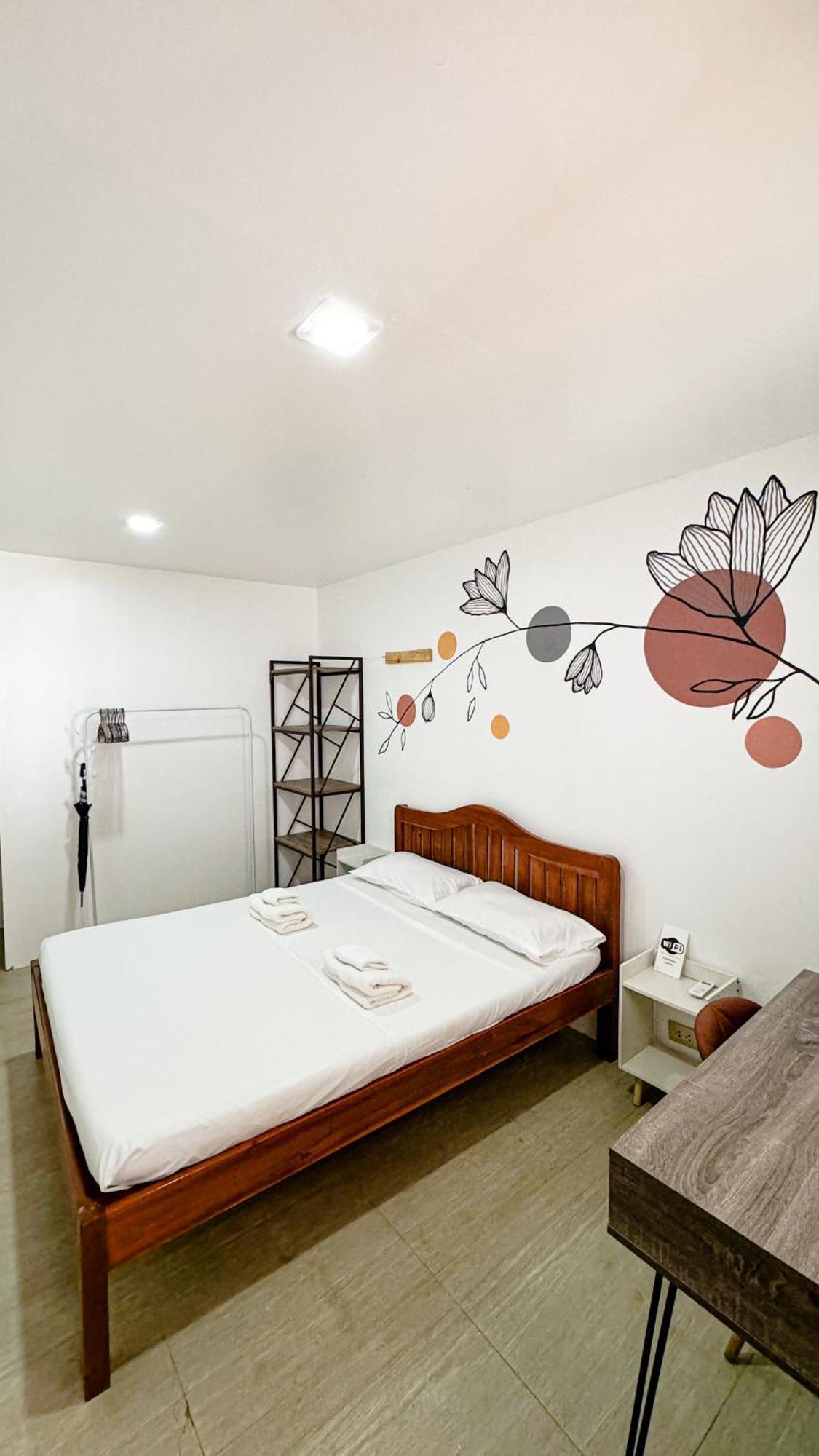 פורטו פרינססה Kasamigos Guesthouse With Fast Internet מראה חיצוני תמונה